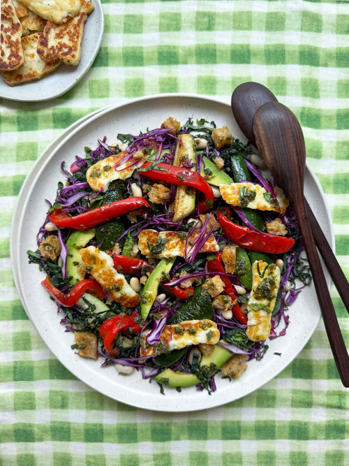 Grilled haloumi salad with kale, red cabbage, capsicum, zucchini and white beans
